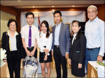 นักศึกษาแลกเปลี่ยนวิทยาลัยนานาชาติ
เข้ารายงานผลการเรียนกับท่านอธิการบดี
มหาวิทยาลัยราชภัฏสวนสุนันทา