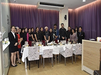 วิทยาลัยนานาชาติ
มหาวิทยาลัยราชภัฏสวนสุนันทา
สาขาการจัดการโรงแรม
ได้จัดการสอบปฏิบัติการ Food and Beverage
Management
ให้กับนักศึกษาสาขาการจัดการโรงแรม
ชั้นปีที่2