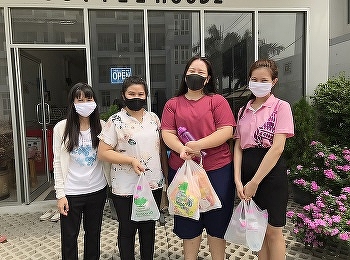 ตัวแทนวิทยาลัยนานาชาติ
มหาวิทยาลัยราชภัฏสวนสุนันทา
แวะเยี่ยมเยียนนักศึกษาที่อยู่หอพักใน